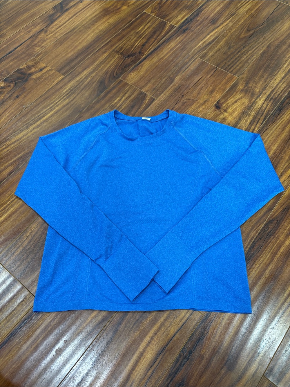 CALIA by Carrie Underwood Long Sleeve Crewneck Top in Royal Blue